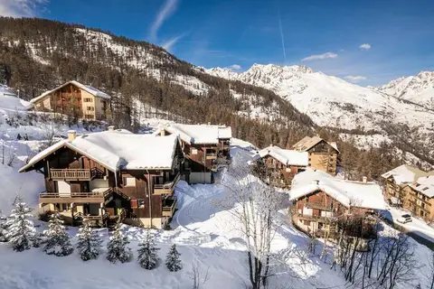 Résidence Maeva Home Les Chalets de Puy St Vincent in Puy-Saint-Vincent