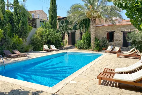 Porfyrios Country House in Choirokoitia