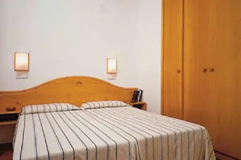 Almirall Apartaments in Lloret de Mar — foto 14