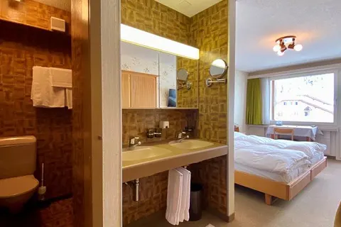 Hotel Alpina Parpan foto 15