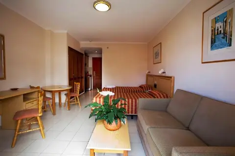 Apartamentos Be Smart Florida Plaza in Puerto De La Cruz — foto 20