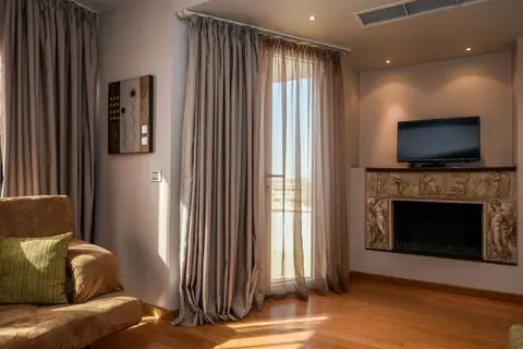 Sky Hotel in Tirana — foto 13