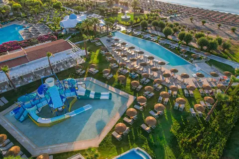 Pegasos Deluxe Beach Hotel in Φαληράκι — foto 9