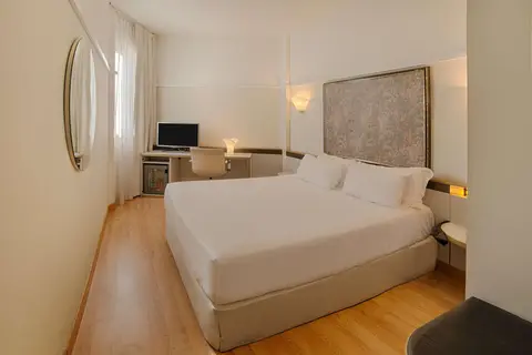 NH La Spezia in Gardone Riviera — foto 21