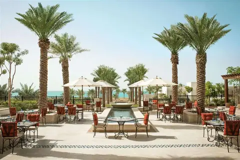 The St. Regis Saadiyat Island Resort in Saadiyat Island, Abu Dhabi — foto 7