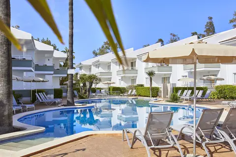Universal Aparthotel Elisa in Playa de Muro — foto 25