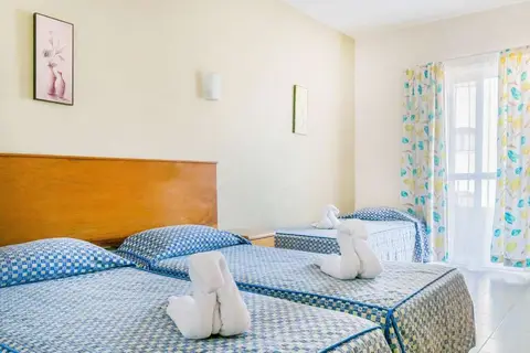 Qawra Point Holiday Complex in San Lawrenz — foto 2