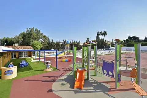 Fly & Go Sol Marbella Estepona Atalaya Park in Estepona — foto 24