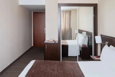 Hotel Lugano Barcelona in Barcelona — foto 3