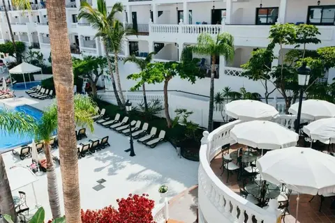 Ona Beverly Hills Heights in Arona — foto 8