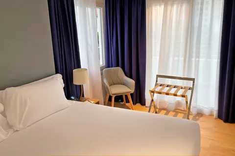 abba Apartments Playa de Gros in San Sebastian — foto 15