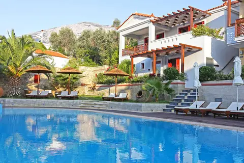 Sirena Residence & Spa in Kampos Marathokampou