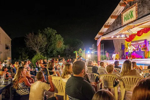 Camping Les Mûriers foto 8