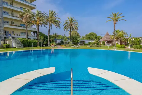 Fly & Go Sol Marbella Estepona Atalaya Park in Estepona — foto 4
