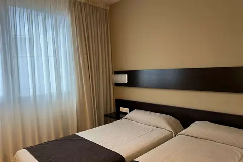 Blu Hotel Pamplona in Valle de Elorz / Elortzibar — foto 29