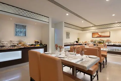 Landmark Premier Hotel in ديرة — foto 7