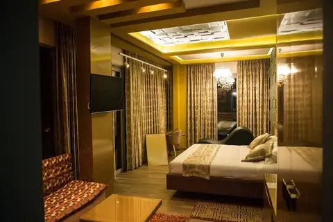 New W Hotel in Tirana — foto 28