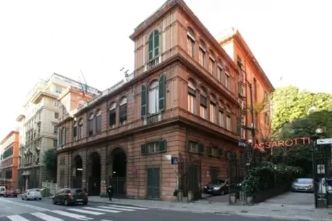 Assarotti in Genua, foto 5