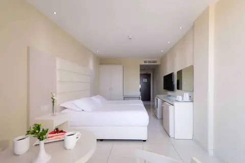Tasia Maris Beach Hotel in Αγία Νάπα — foto 17