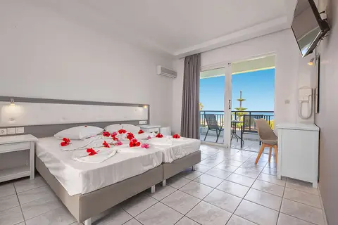 Hotel Thalasea Beach Resort in Μαρμάρι — foto 4