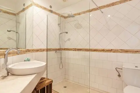 Castavi in Es Pujols — foto 25