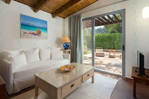 Hotel Dionysos in Ιαλυσός — foto 16