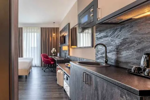 Plaza Premium Grand Winston Rijswijk foto 3