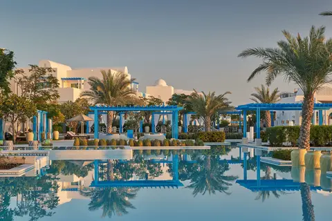Hilton Salwa Beach Resort & Villas in أبو سمرة — foto 20