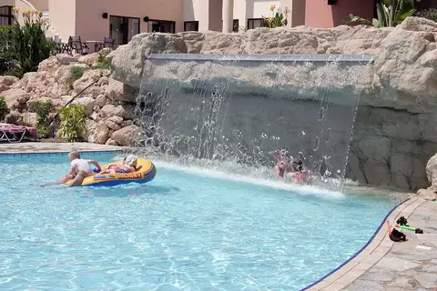 Avanti Holiday Village in Paphos — foto 25