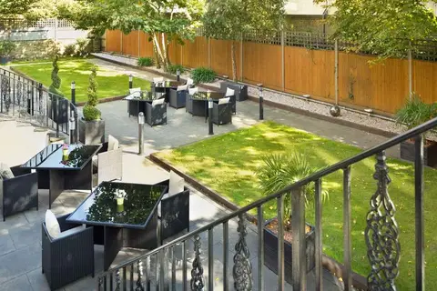 Park City Grand Plaza Kensington in Londen, foto 9