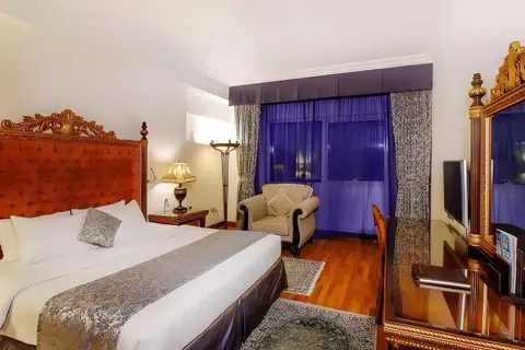 Grand Excelsior Hotel Bur Dubai in Dubai — foto 23
