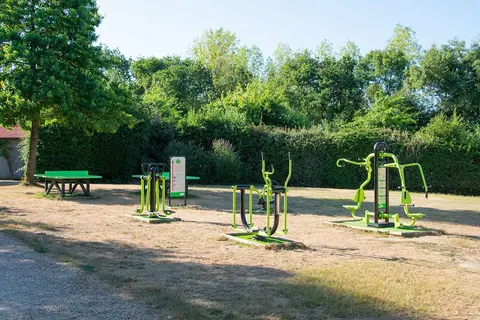 Camping La Bretonnière in Saint-Julien-des-Landes — foto 12