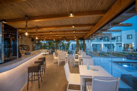 Bianco A Nero in Πλιντρί — foto 21