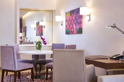 Mercure Dubai Barsha Heights Hotel in Dubai — foto 8