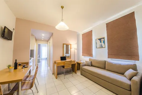 Nereides Hotel in Patitiri — foto 13