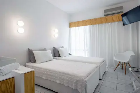 The Alkistis Hotel in Άγιος Στέφανος — foto 25