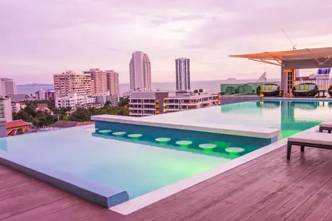Unique Regency Hotel in พัทยา — foto 13