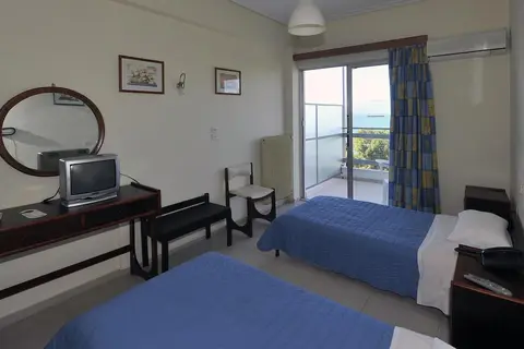 Siagas Beach Hotel in Agioi Theodoroi — foto 10