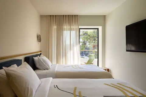 Ace Hotel & Swim Club Athens in Γλυφάδα — foto 2