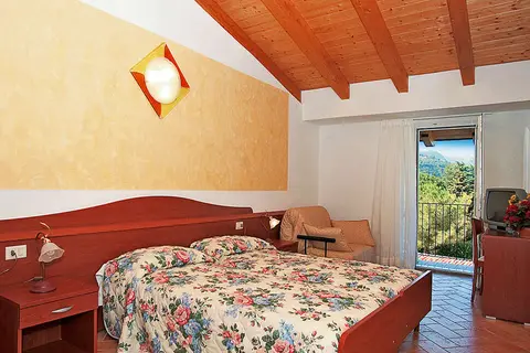 Hotel Antico Monastero in Toscolano Maderno — foto 29