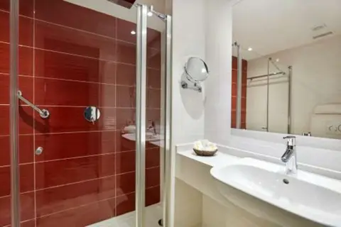 Universal Hotel Perla in S'Illot — foto 17