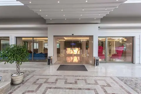 Falcon Hotel in Muratpaşa — foto 10
