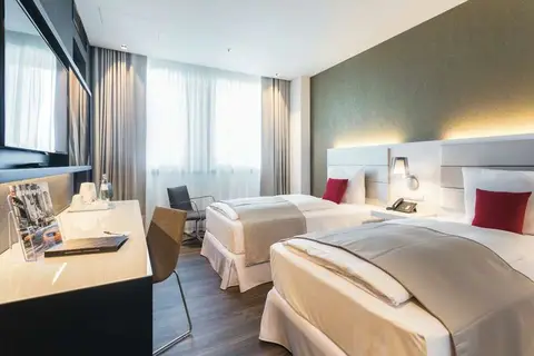 Hotel Riu Plaza Berlin in Berlijn — foto 2