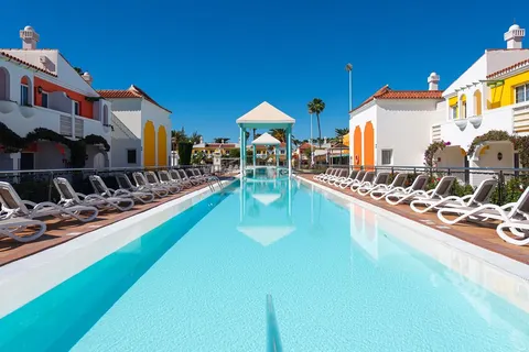 Cordial Green Golf Bungalows in San Bartolomé de Tirajana — foto 4