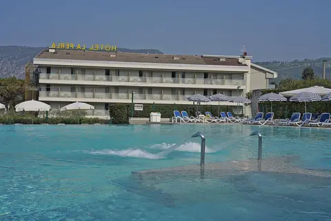 Hotel La Perla in Bardolino — foto 9