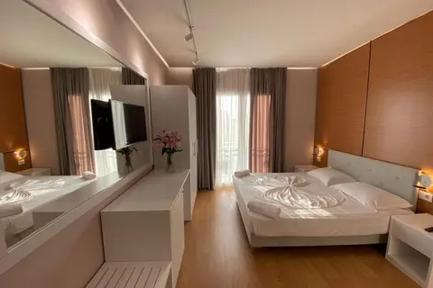 Hotel Edart in Durres — foto 17