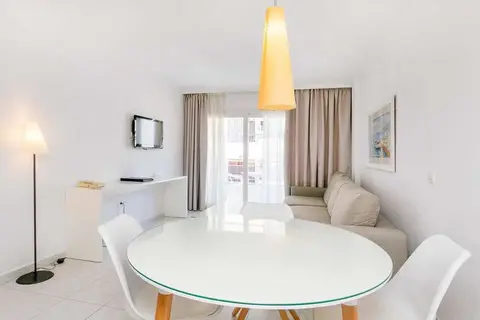 Duquesa Playa in Santa Eulària des Riu — foto 19