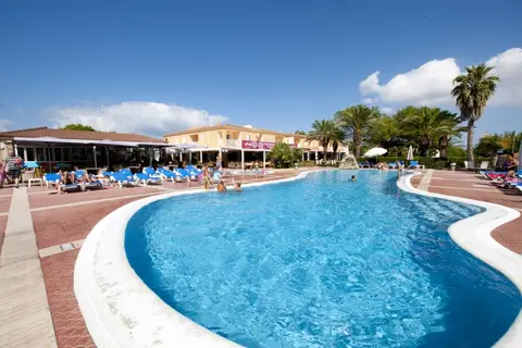 Apartaments Maribel Menorca in Ciutadella — foto 2