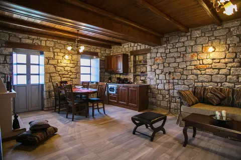 En Plo Luxury Suites in Δημοτική Ενότητα Οιτύλου — foto 10