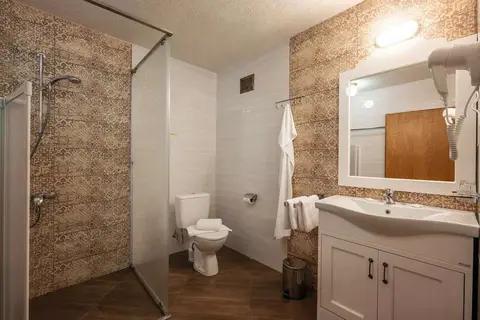 Alpenhotel Edelweiss in Eben am Achensee — foto 16